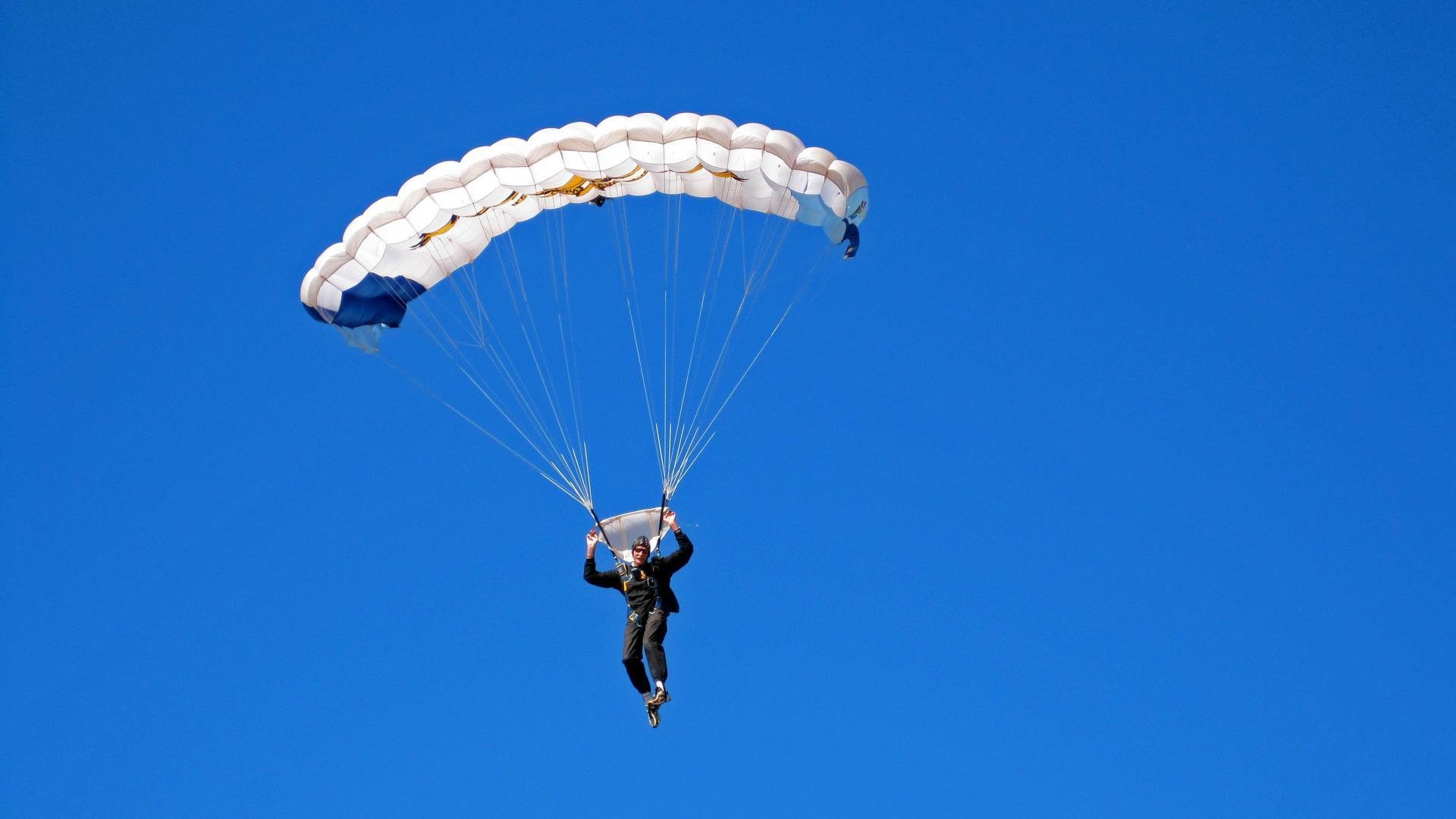 瓜达拉哈拉引进外援球员，增强球队实力，瓜达拉哈拉集团教父